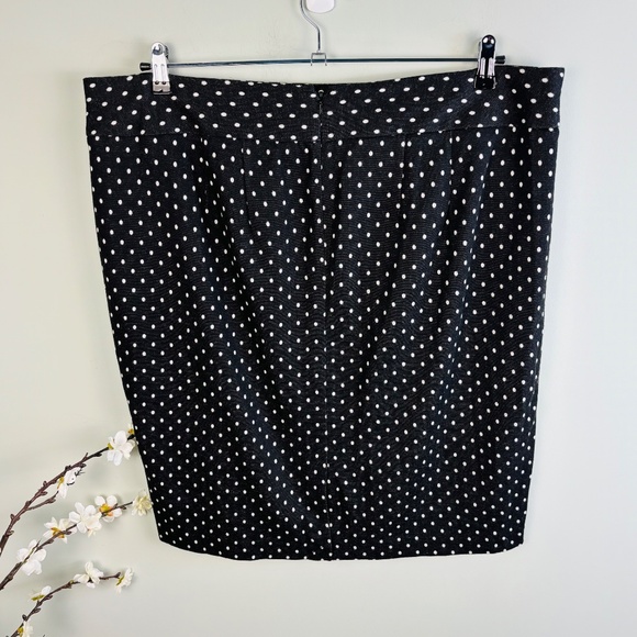 Lane Bryant Polka Dot Pencil Skirt Size 18 - Picture 4 of 4